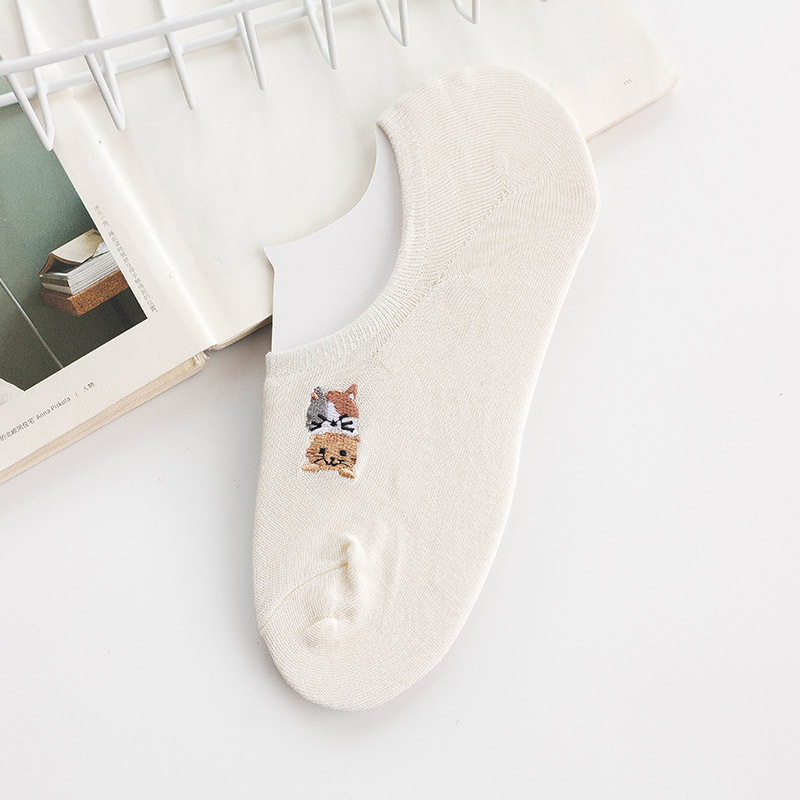 Socks Female Japanese Embroidery Cartoon Animal Socks Female Invisible Shallow Mouth Candy Colored Non-slip Socks Boat Socks